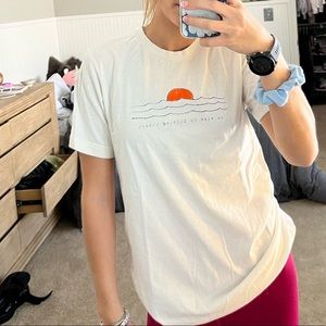 White t shirt